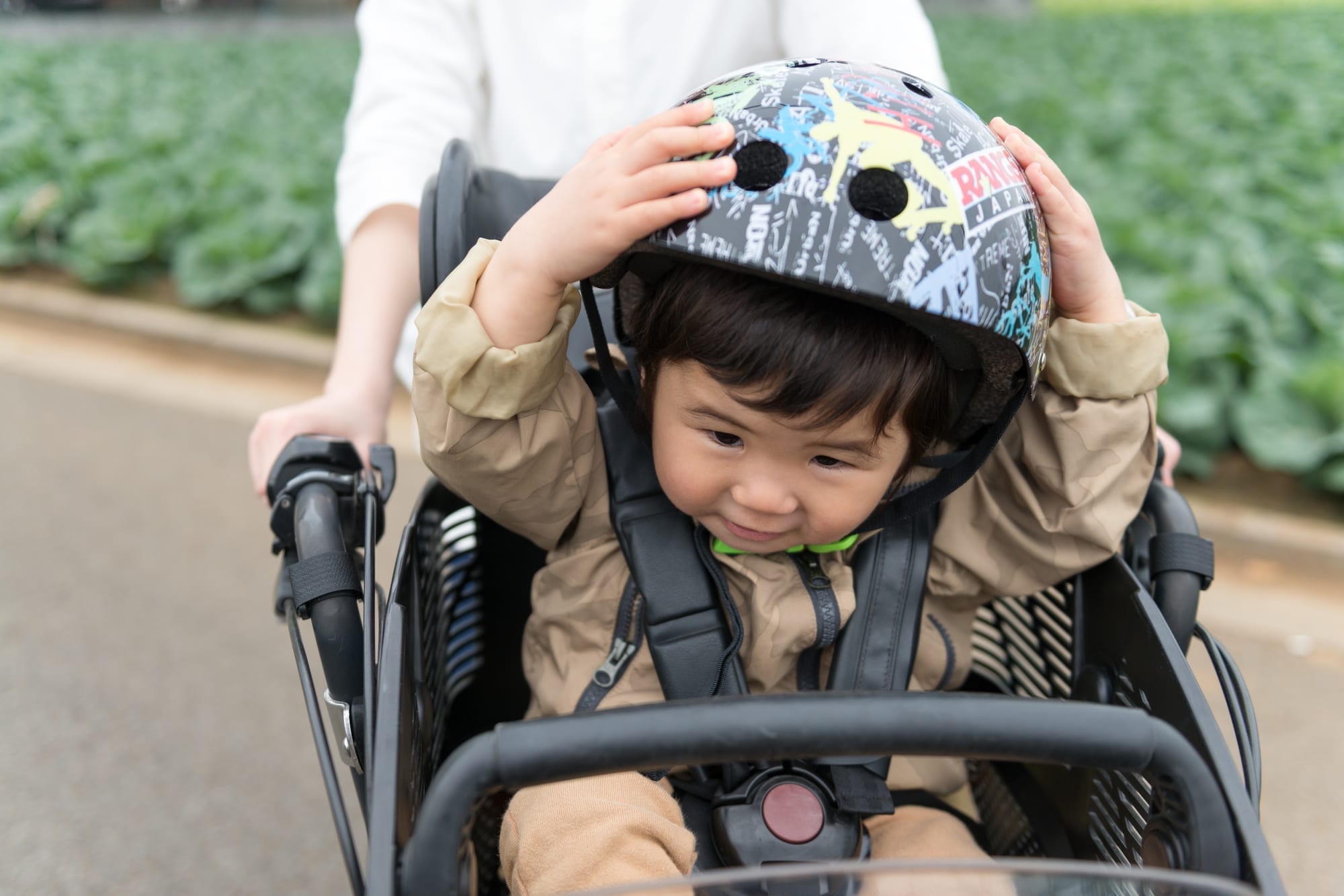 子供用自転車ヘルメットおすすめ14選 選び方のポイントも解説 Frame フレイム 子供用自転車ヘルメットおすすめ14選 選び方のポイントも解説 Frame フレイム