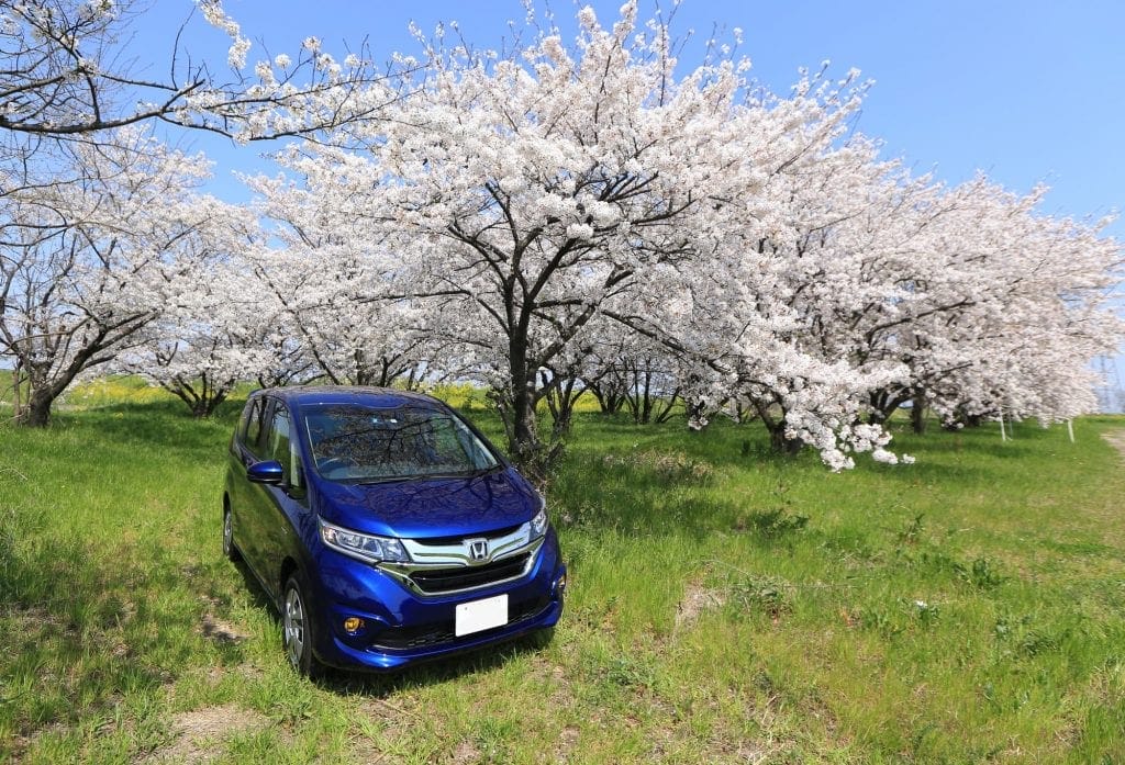 21年版 車中泊におすすめのクルマは 普段使いとアウトドアを両立できる車種を紹介 Frame フレイム